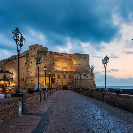 بيت ضيافة Piazza Bovio 22 3*