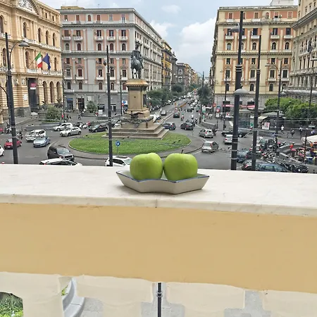 Piazza Bovio 22 Pensión Nápoles