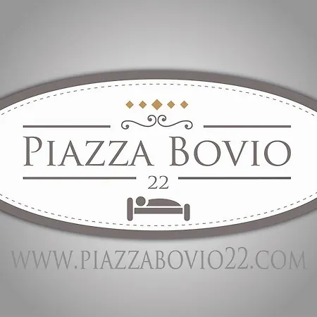 Piazza Bovio 22 4* Nápoles