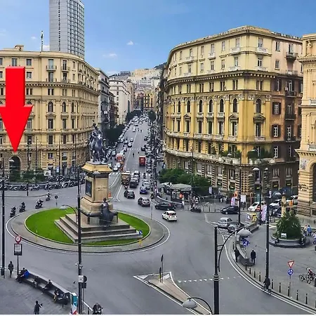 بيت ضيافة Piazza Bovio 22 نابولي