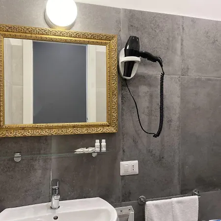Maison d'hôtes Piazza Bovio 22 Naples