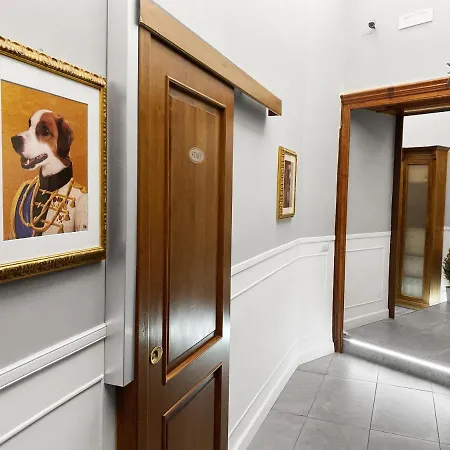 Gasthuis Piazza Bovio 22 4*