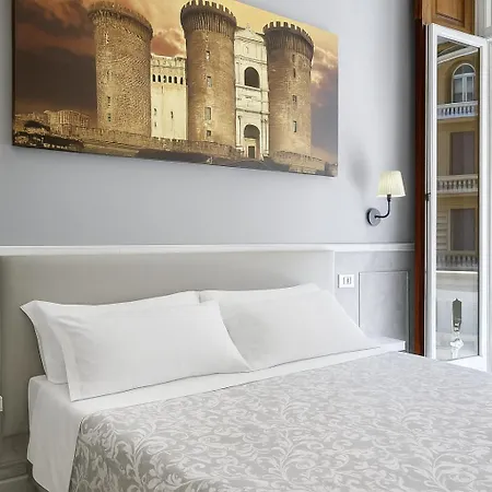 Piazza Bovio 22 Gasthuis Napels